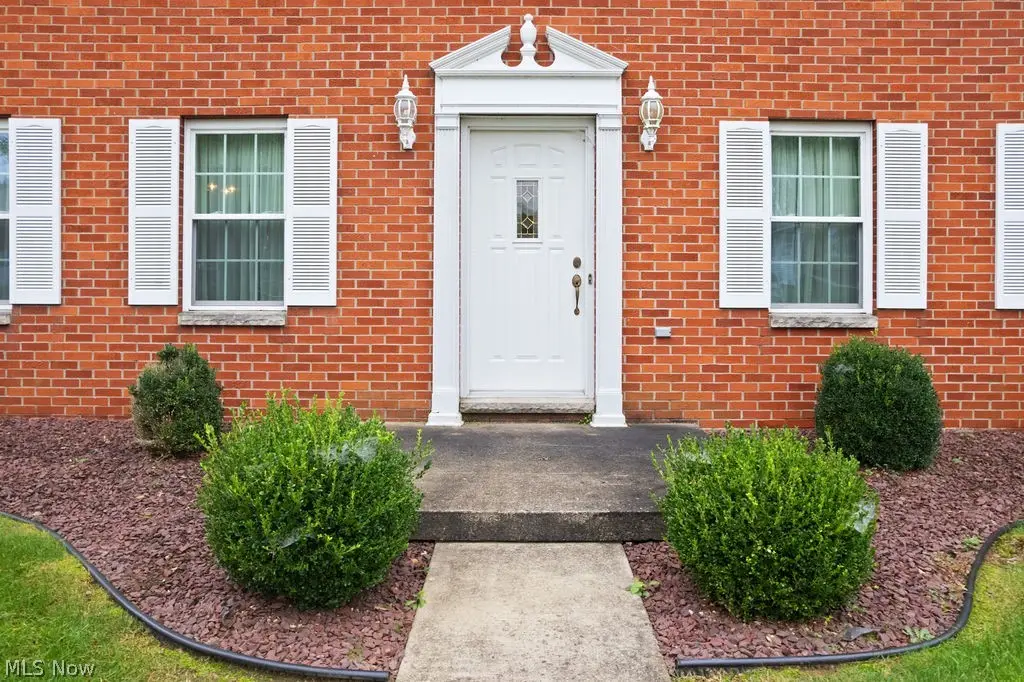 606 51st Street, Vienna, WV 26105 - #1