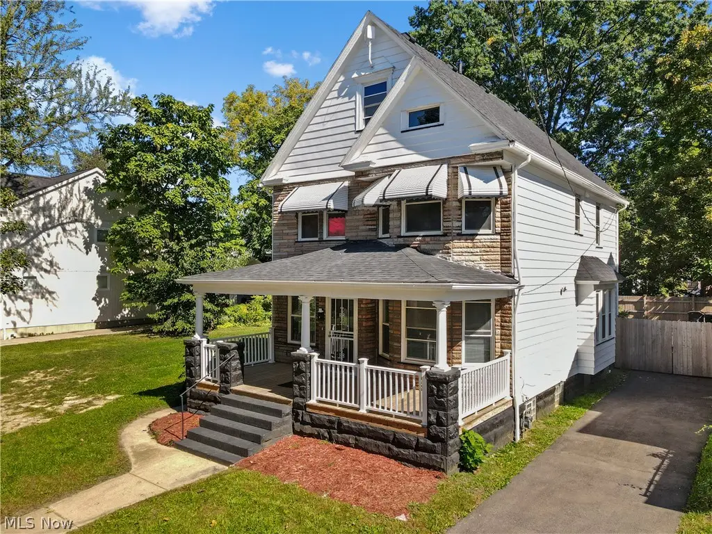 1381 E 110 Street, Cleveland, OH 44106 - #1