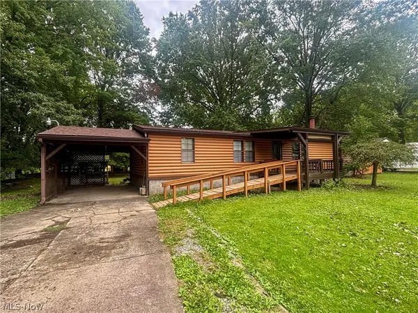 1879 Difford Drive, Niles, OH 44446