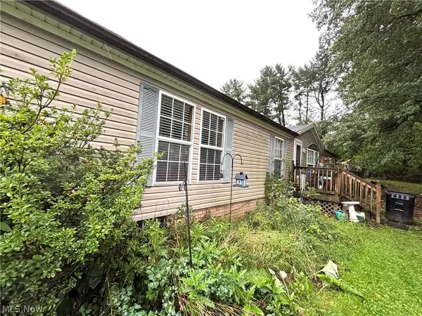 49769 State Route 14, East Palestine, OH 44413