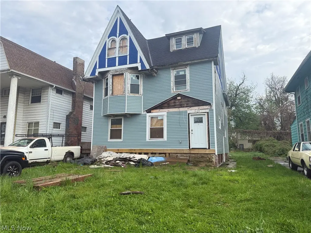 10704 Pasadena Avenue, Cleveland, OH 44108 - #1