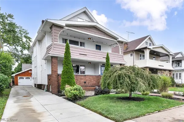 2066 Bunts Road, Lakewood, OH 44107