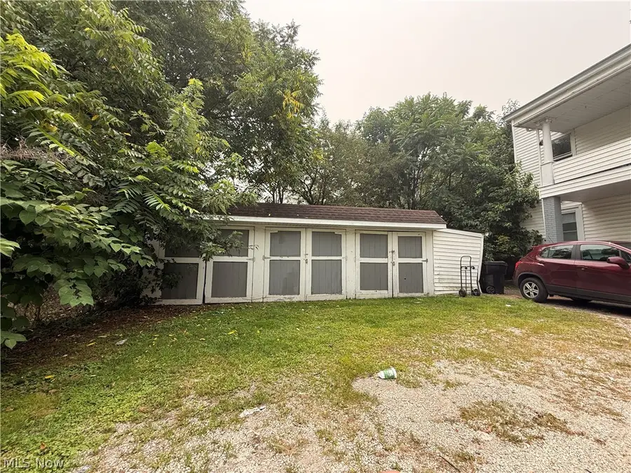 3205 Denison Avenue, Cleveland, OH 44109 - #3