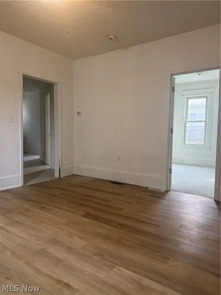 761 Washington Avenue, Lorain, OH 44052 - #3