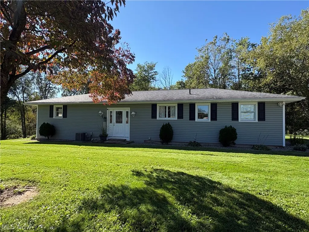 42627 State Route 517, Columbiana, OH 44408 - #1