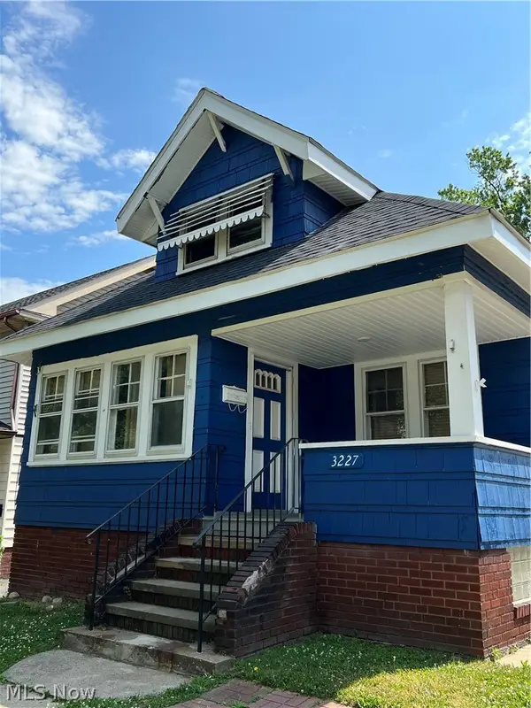 3227 W 114th Street, Cleveland, OH 44111