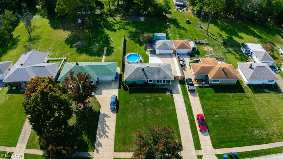 13917 Settlement Acres Drive, Brook Park, OH 44142 - #2