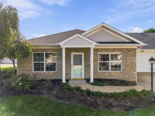3105 Whitewood Nw Street, North Canton, OH 44720