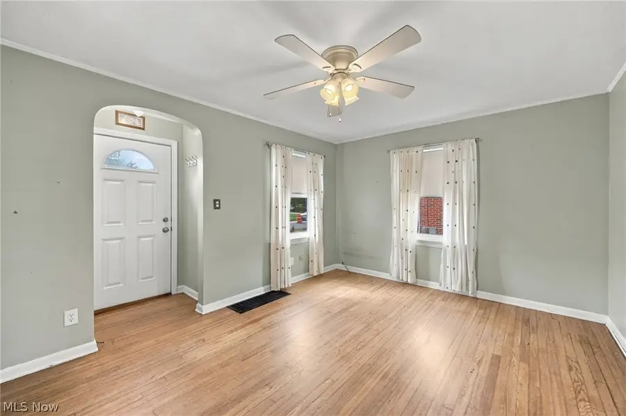 5608 Stickney Avenue, Cleveland, OH 44144 - #2