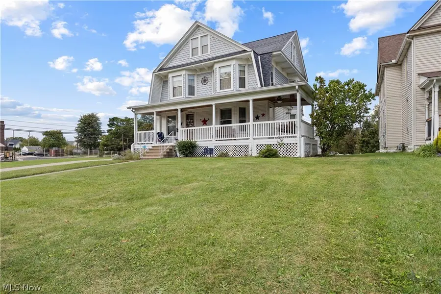 1032 W 4th Street, Lorain, OH 44052 - #3