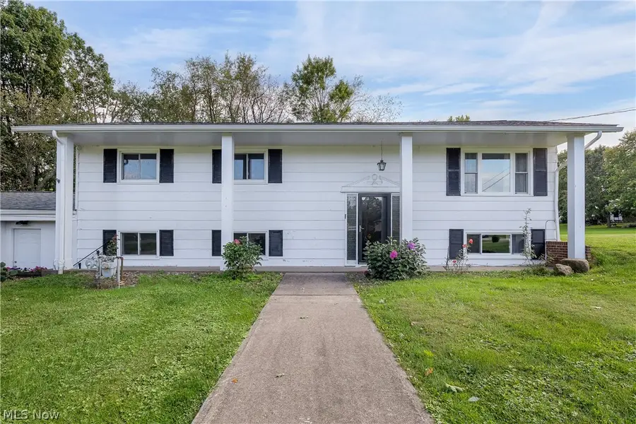 6410 Westmore Street, Louisville, OH 44641 - #2