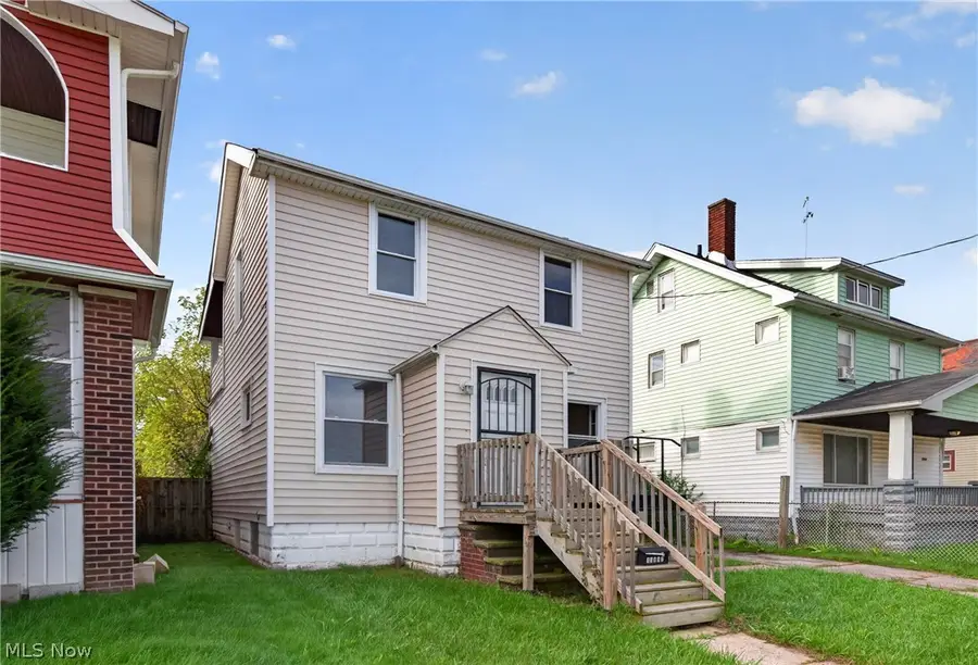 11812 Angelus Avenue, Cleveland, OH 44105 - #2