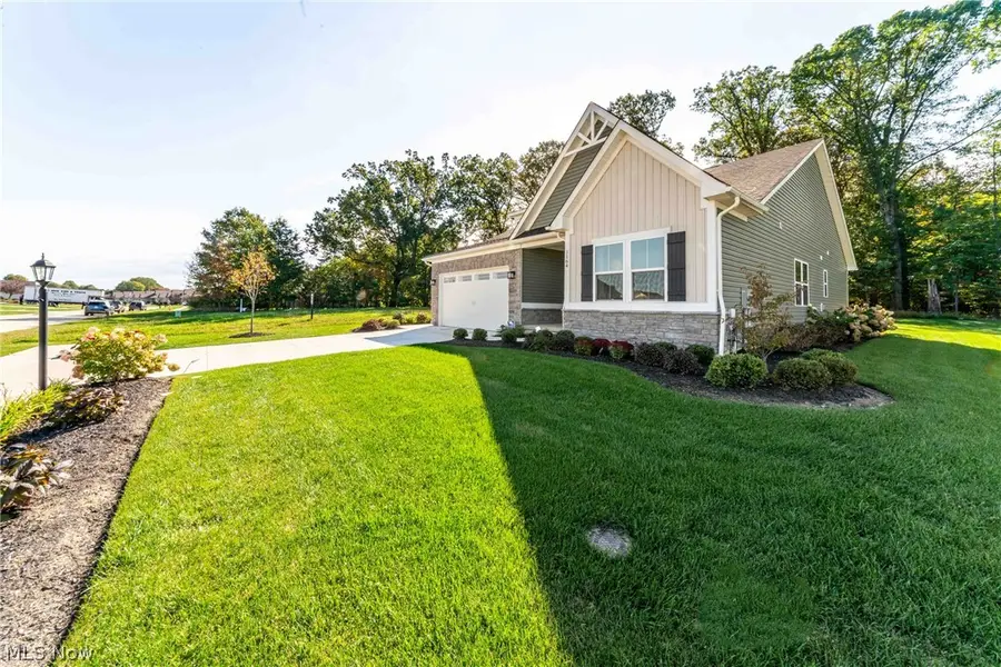 1164 Fox Run, Grafton, OH 44044 - #2