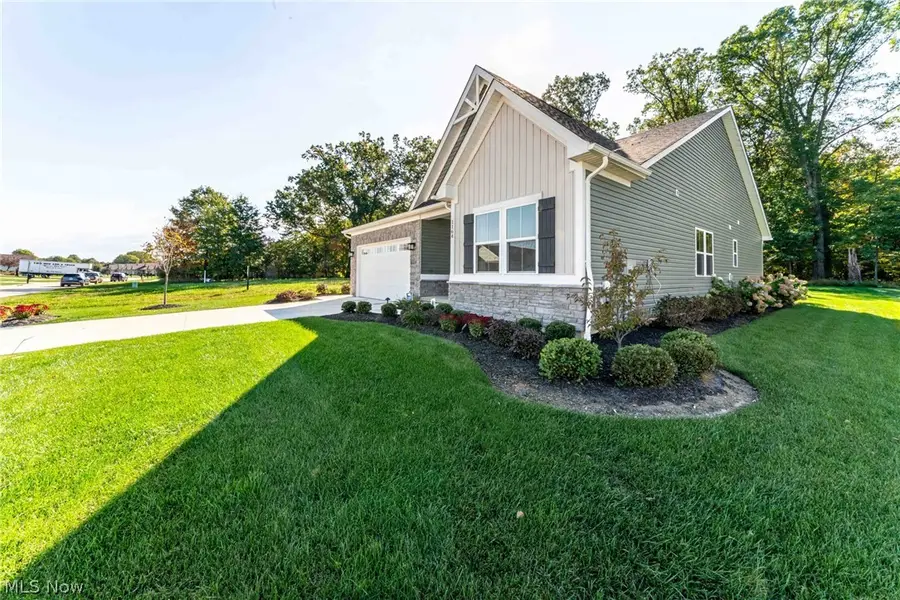 1164 Fox Run, Grafton, OH 44044 - #3