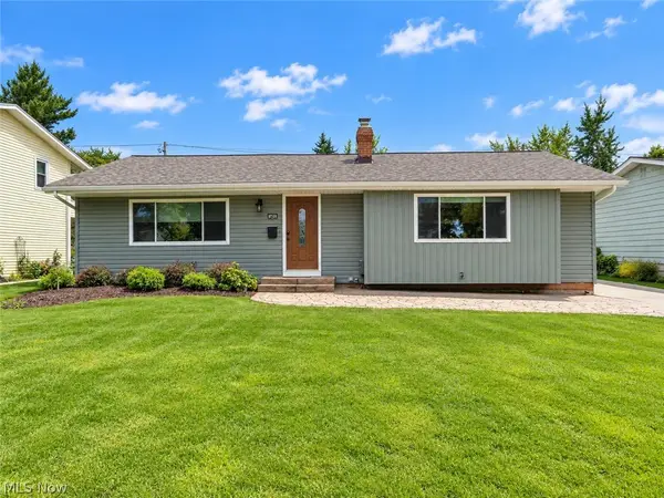 10869 Lafayette Drive, Parma Heights, OH 44130