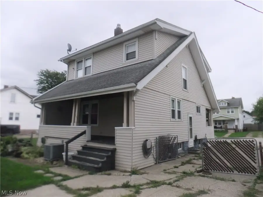 5906 Velma Avenue, Parma, OH 44129 - #2