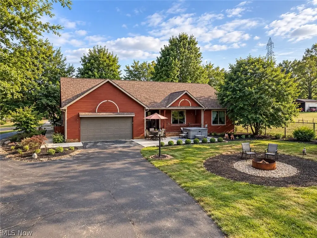18 Manning Road, Mogadore, OH 44260 - #1