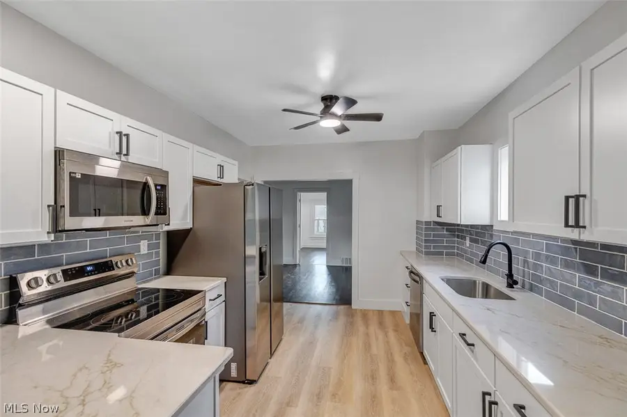 1567 Coutant Avenue, Lakewood, OH 44107 - #3