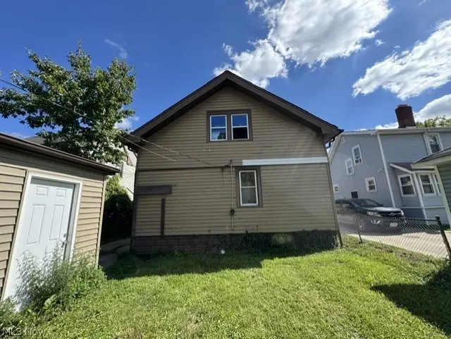 4526 E 126th Street, Garfield Heights, OH 44105 - #3
