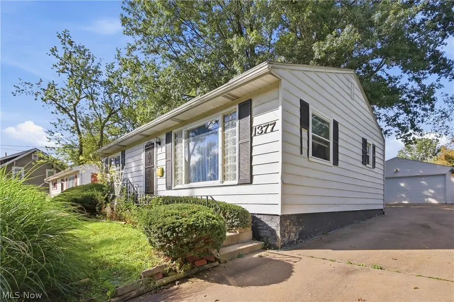 1377 Chippewa Avenue, Akron, OH 44305 - #2