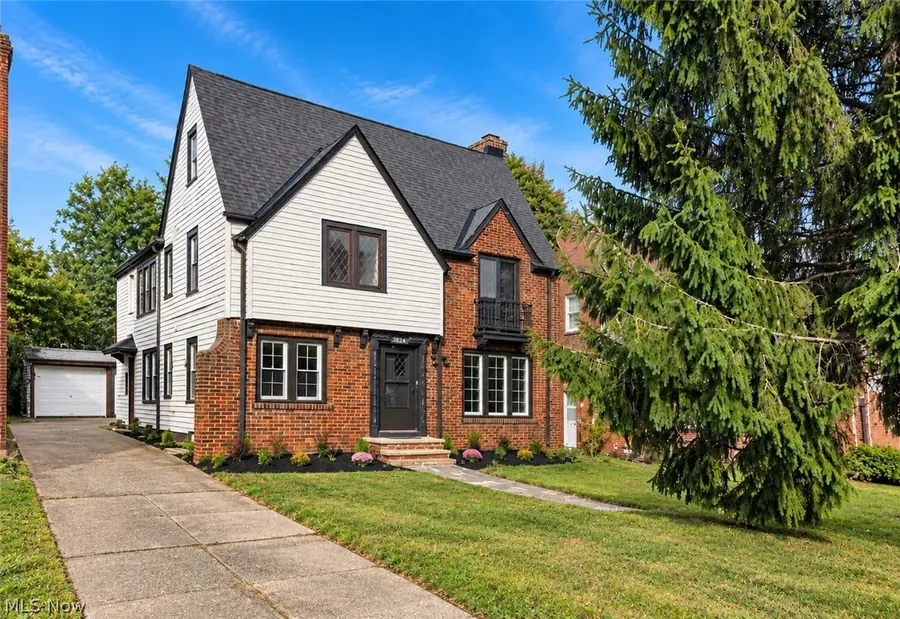 3624 Rolliston Road, Shaker Heights, OH 44120 - #2