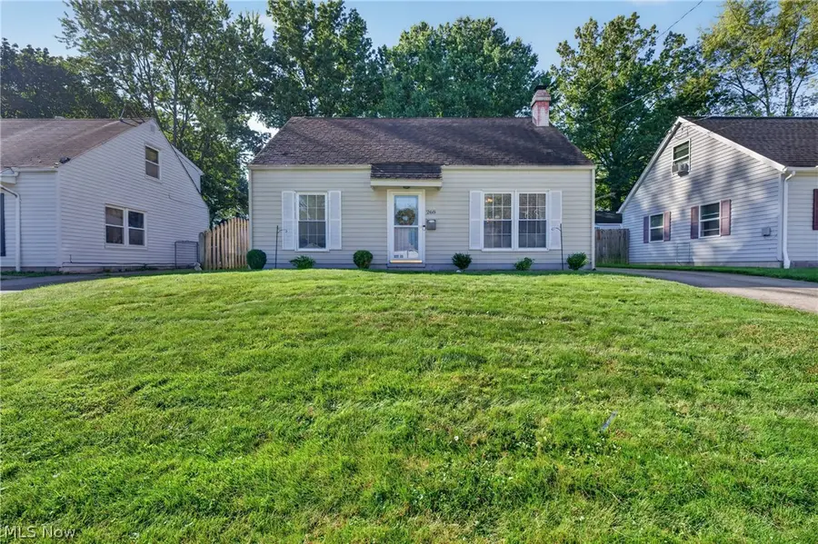 268 Jennings Avenue, Cuyahoga Falls, OH 44221 - #2