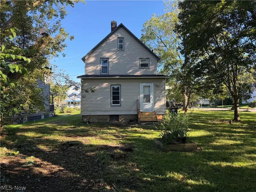1218 Mcintosh Avenue, Akron, OH 44314 - #2