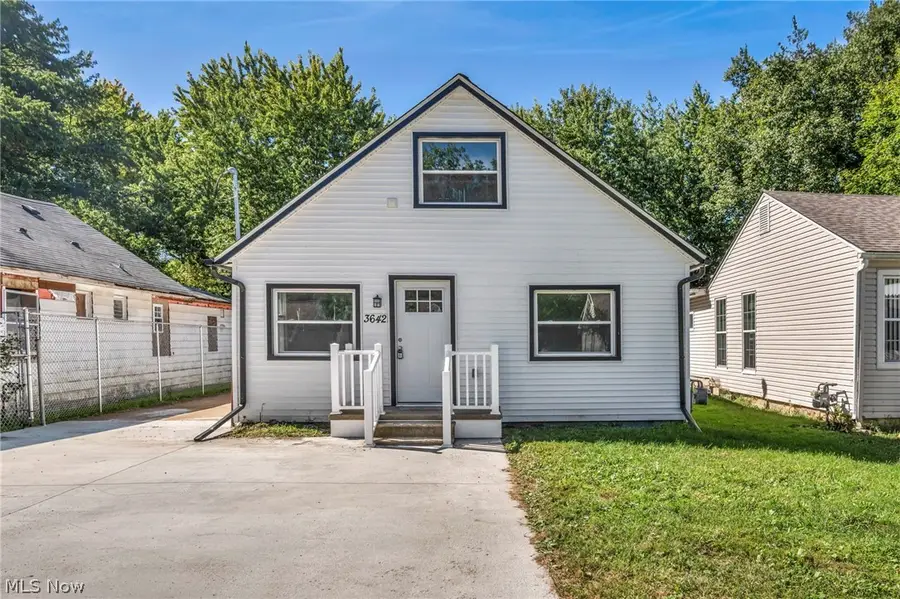 3642 Albany Avenue, Lorain, OH 44055 - #2