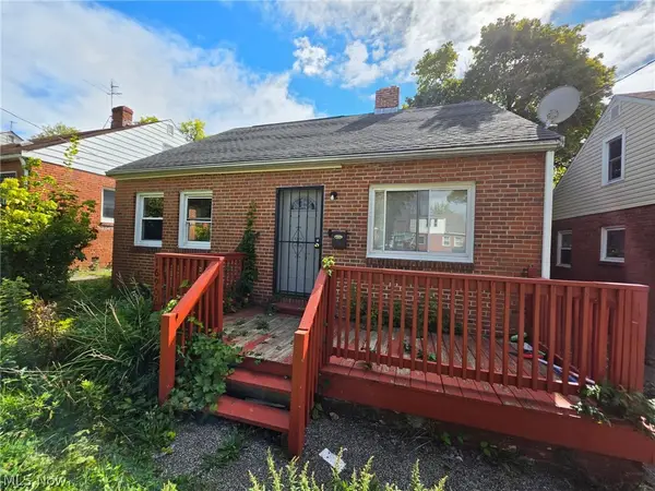 16906 Palda Drive, Cleveland, OH 44128