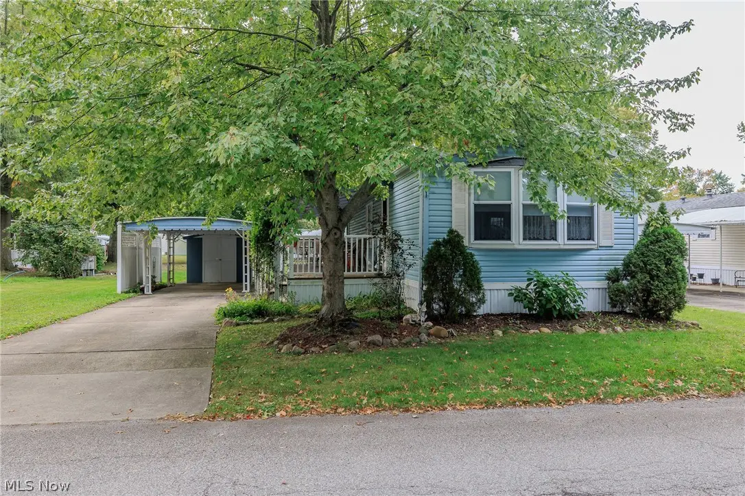 31 Grand Boulevard, Olmsted, OH 44138 - #1