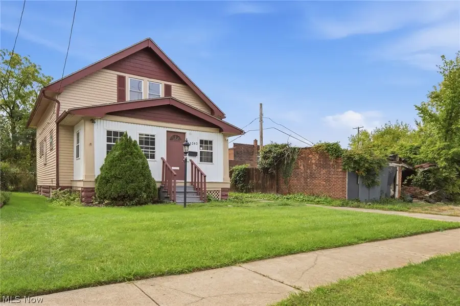 13202 Melzer Avenue, Cleveland, OH 44120 - #3