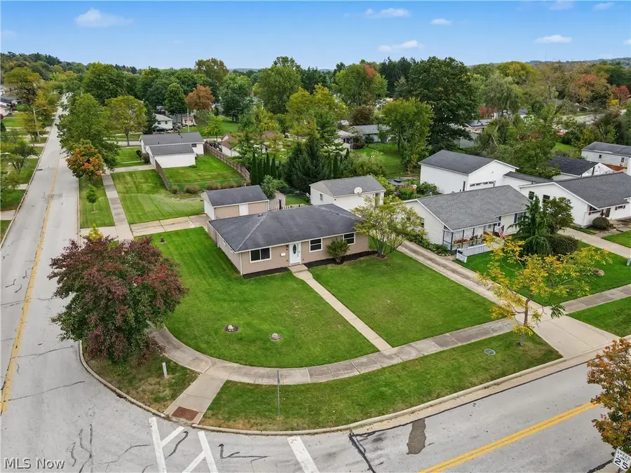 483 Myra Drive, Chardon, OH 44024 - #2