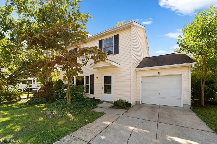 4902 Lakeview Drive, Mentor, OH 44060 - #2