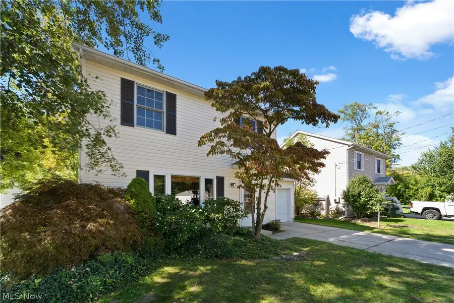 4902 Lakeview Drive, Mentor, OH 44060 - #3