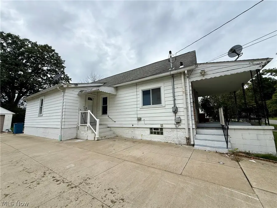 38 Regent Street, Campbell, OH 44405 - #3
