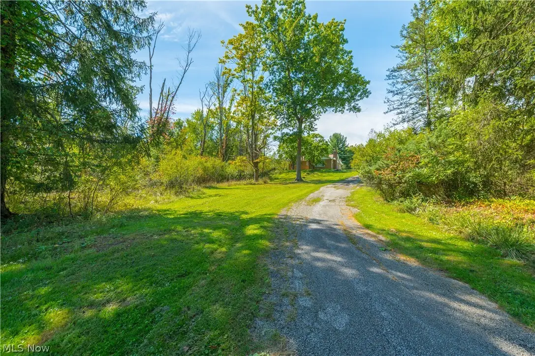 6640 Richmond Road, Oakwood, OH 44146 - #1