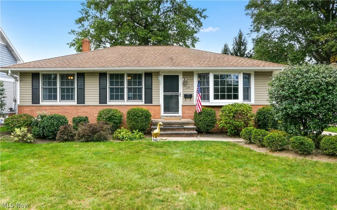 114 S Point Drive, Avon Lake, OH 44012 - #1