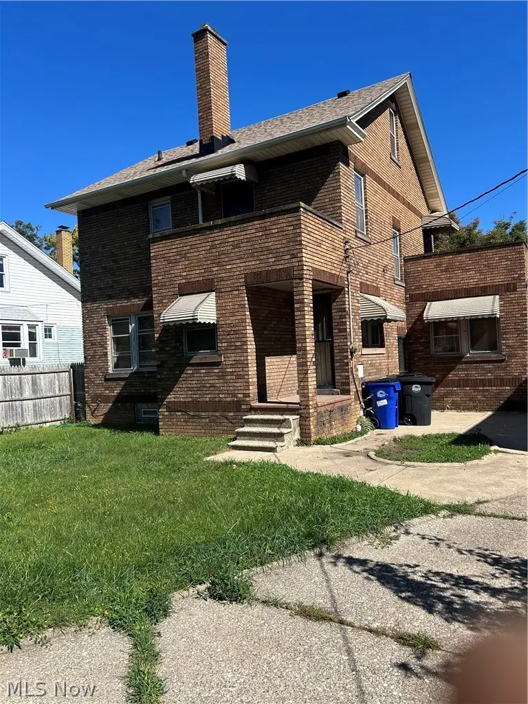 3292 W 128st, Cleveland, OH 44111 - #2