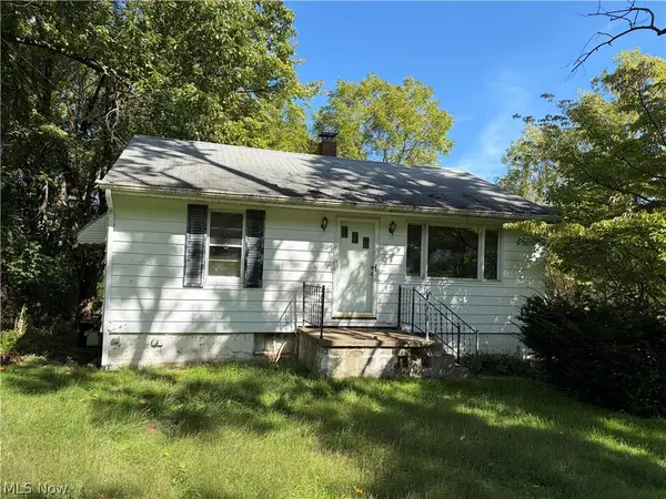 1235 E Turkeyfoot Lake Road, Akron, OH 44312