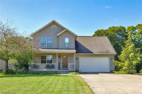 6107 Sky Ridge Ne Avenue, Louisville, OH 44641