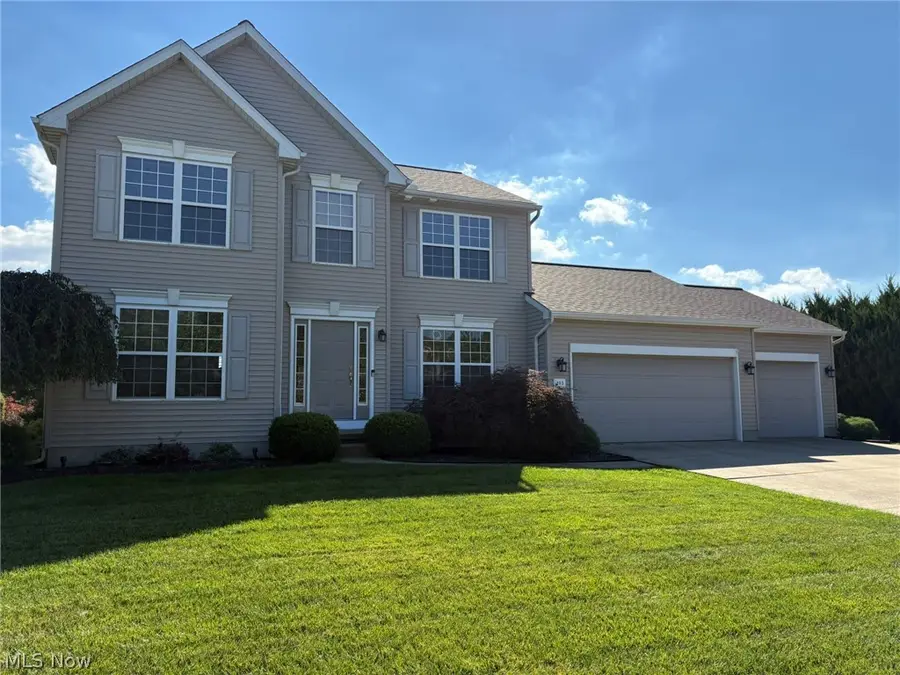 203 Rivers Edge Drive, Amherst, OH 44001 - #2