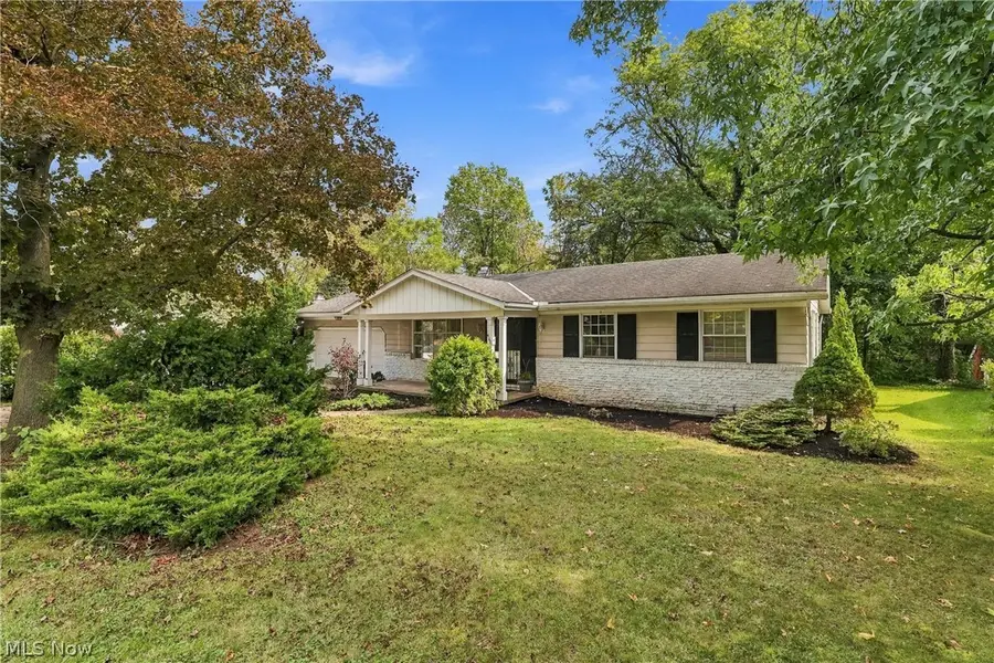 460 Rock Creek Run, Amherst, OH 44001 - #2