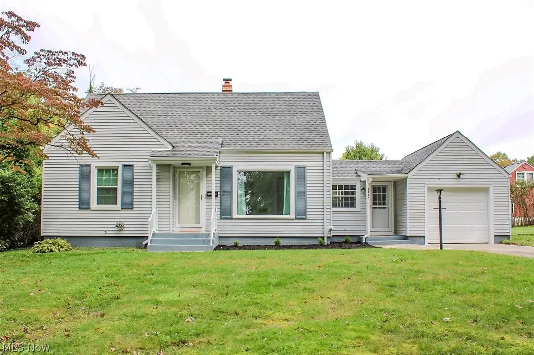 1415 Sunset Ne Drive, Warren, OH 44483 - #1