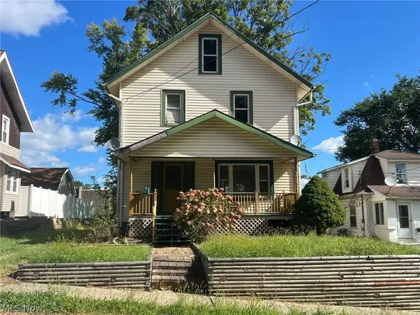 107 Elmwood Avenue, Barberton, OH 44203