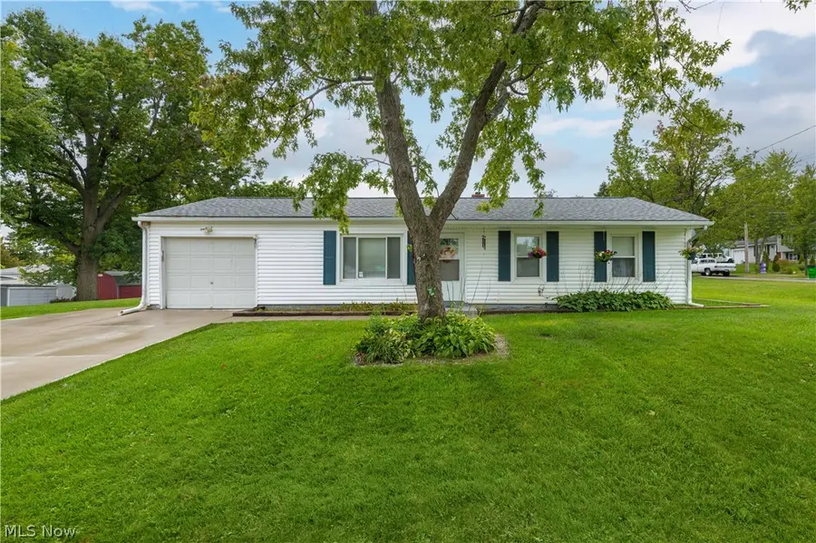 2772 Serra Vista Drive, Stow, OH 44224 - #2