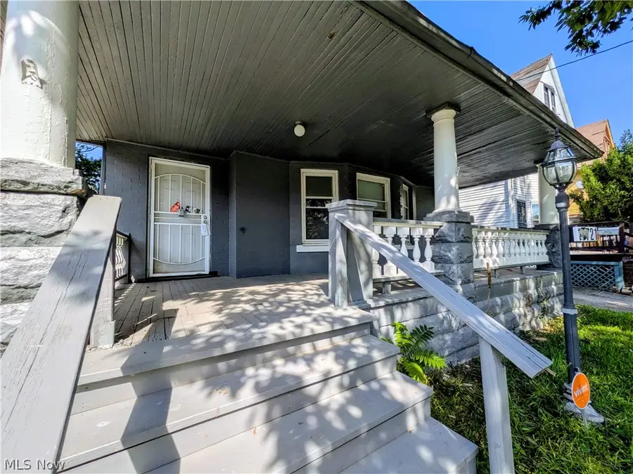 10721 Columbia Avenue, Cleveland, OH 44108 - #2