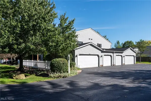 17677 Eastbrook Trail, Chagrin Falls, OH 44023