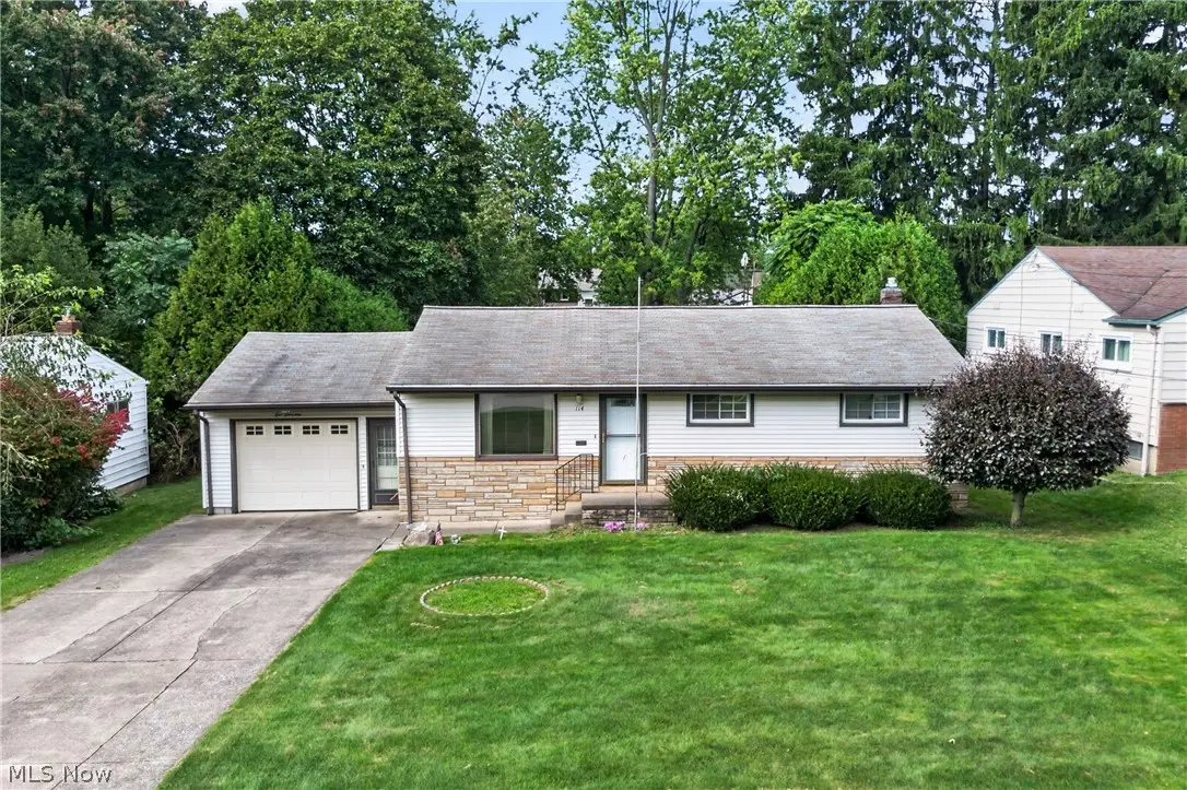 114 Joan Circle, Campbell, OH 44405 - #1