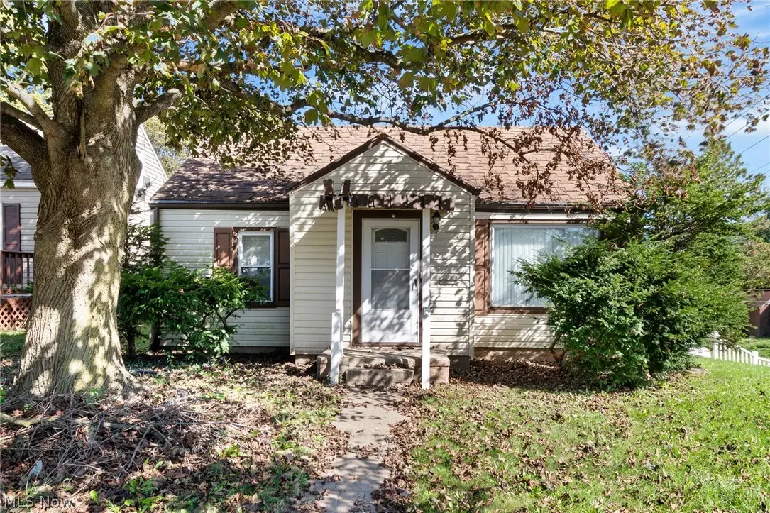 1602 Cherry Ne Avenue, Canton, OH 44714 - #1