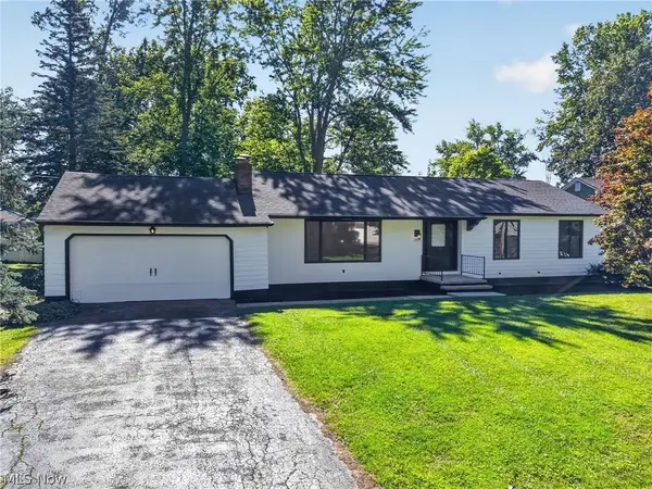 2684 Burlingham Drive, Ashtabula, OH 44004